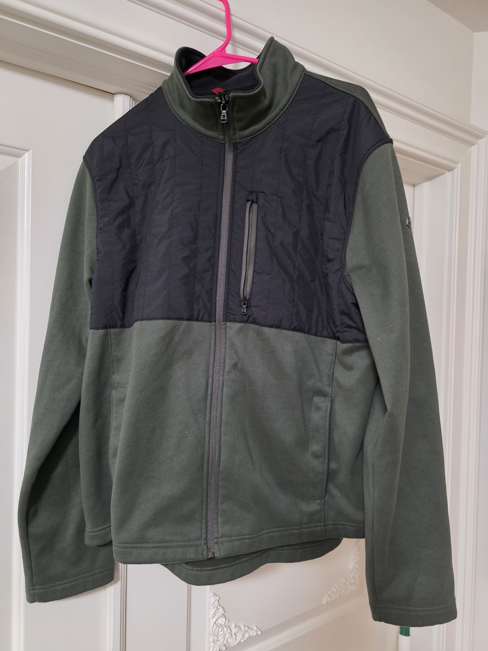 Victorinox Olive Green and Black Quilted-Panel Full-Zip Performance Jacket